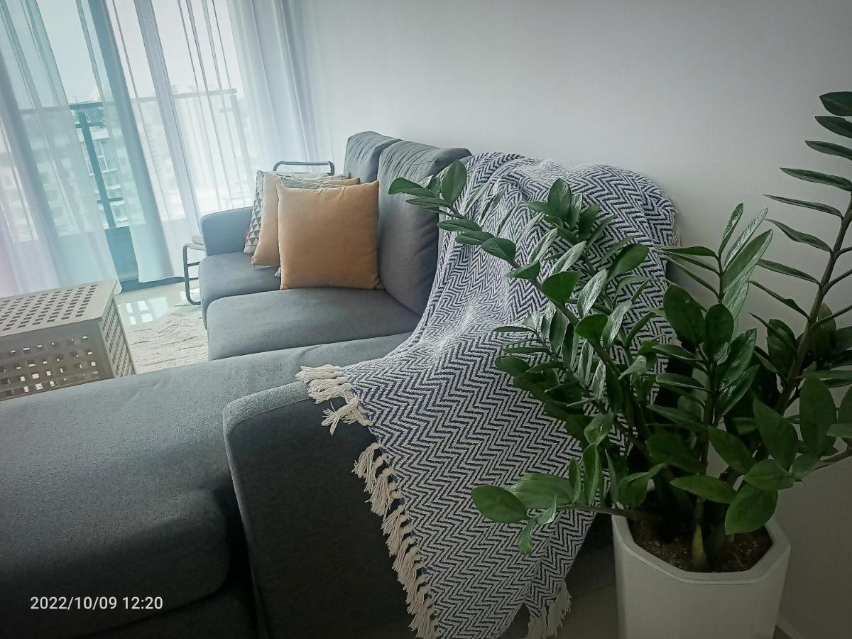 Cozy- Walk to KLCC next to LRT train KL tower view 3rooms at legasi by Ana Najam Kuala Lumpur Zewnętrze zdjęcie